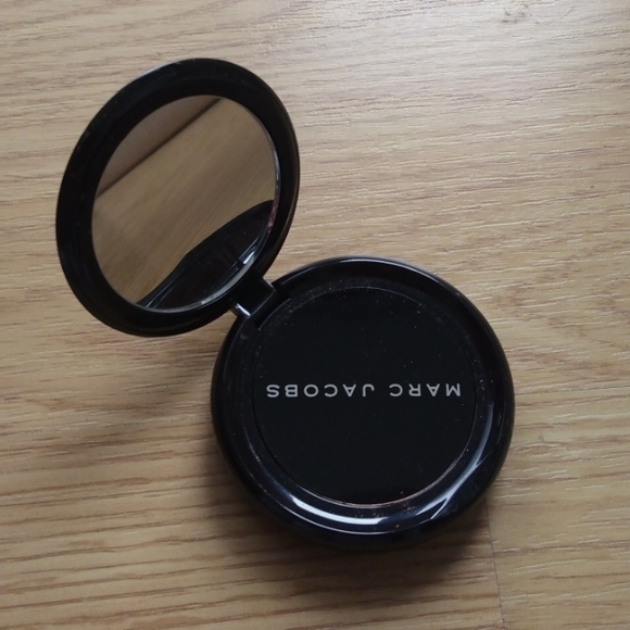 Marc Jacobs Beauty Omega Gel Eyeshadow in Shade O!MG - Picture 6 of 10